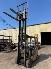 Caterpillar GC30 LP Forklift