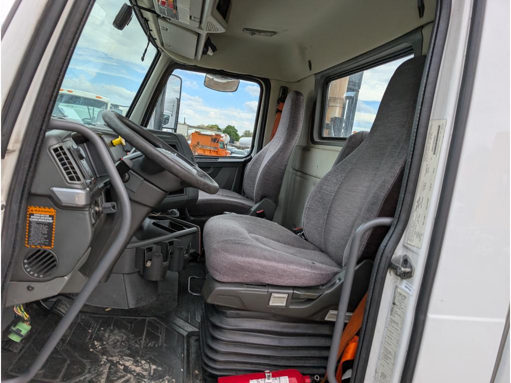 2019 Volvo VNL Day Cab
