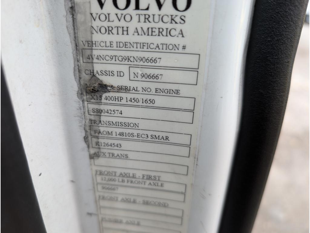 2019 Volvo VNL Day Cab