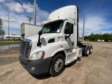 2016 Freightliner CA113 Day Cab