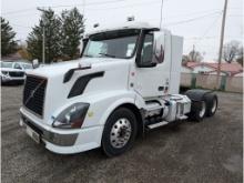 2015 Volvo VNM Day Cab