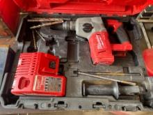 Milwaukee Fuel Rotary Hammer W/ Charger