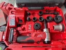 Milwaukee 6-Ton Knockout Tool W/ Battery,