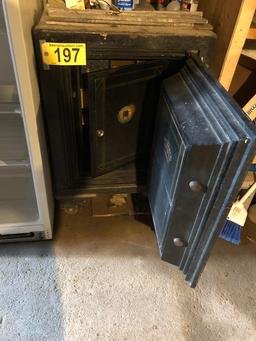 RELIABLE SAFE AND LOCK COMBINATION SAFE