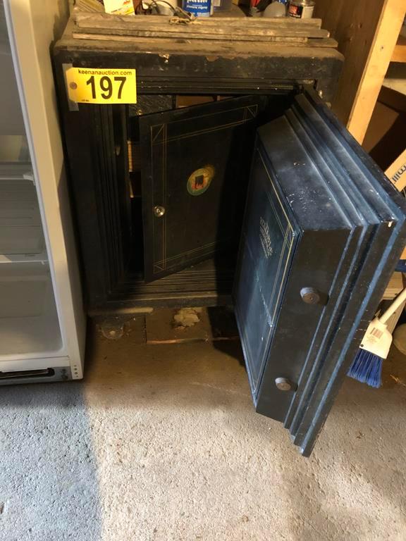 RELIABLE SAFE AND LOCK COMBINATION SAFE