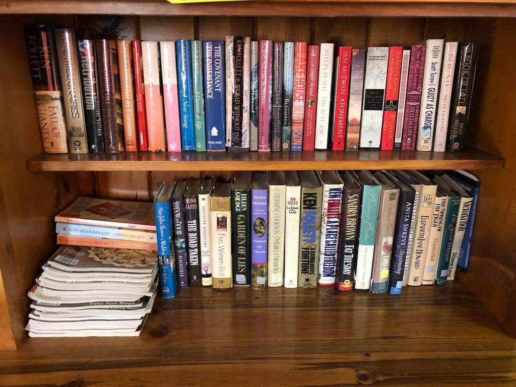 LOT OF BOOKS & GAMES