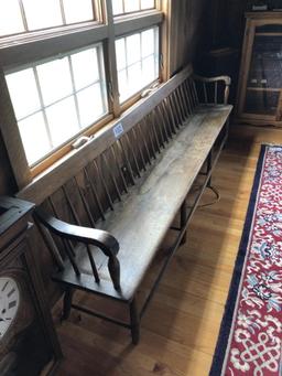 8' WOODEN BENCH