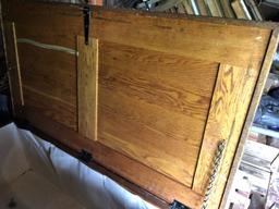 58"x29"x21"H OAK STORAGE BOX