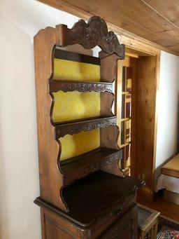DINING HUTCH