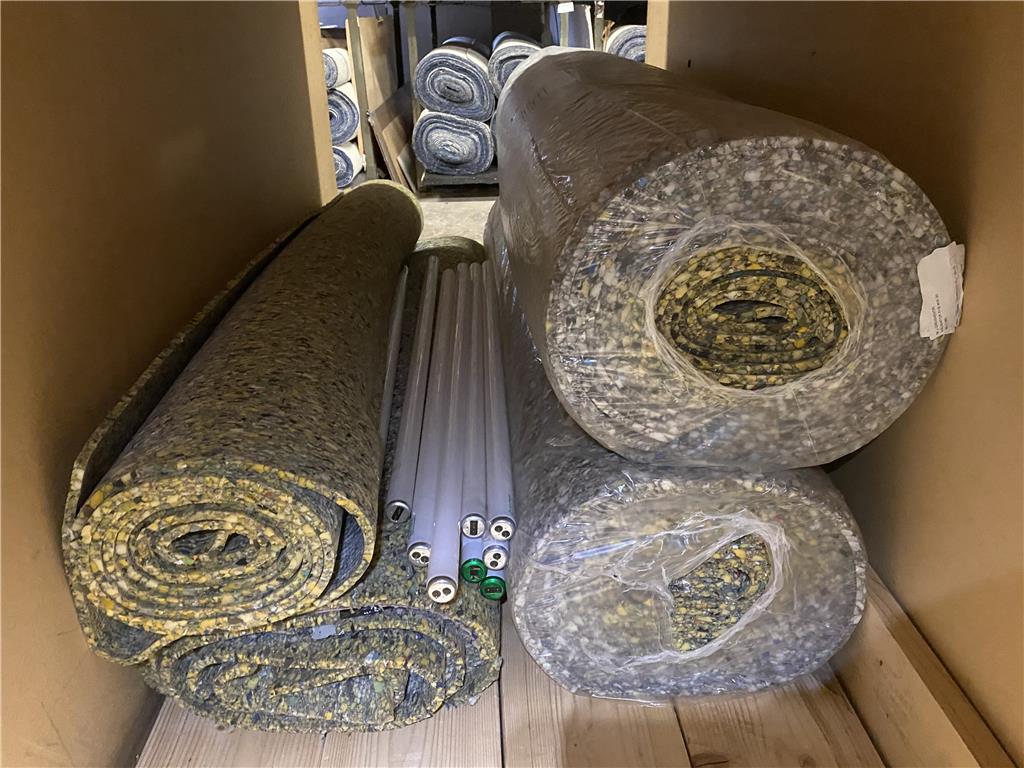 LUMBER & CARPET PADS, (9) 2X10X9.25