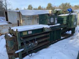 SELCO HORIZONTAL BALER, GREEN