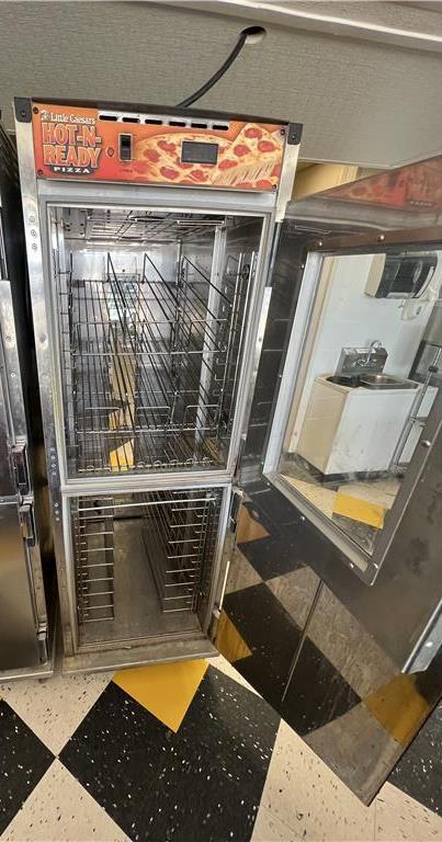 CRES COR MODEL H138NPS36CLCMQRL HOLDING CABINET