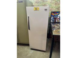 WHIRLPOOL 12.0 CU.FT. UPRIGHT FREEZER, MODEL EEV124F