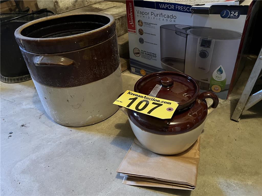 CROCK & BEAN POT