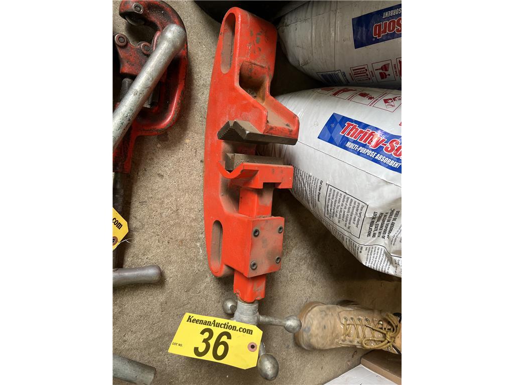 MODEL B-13 SPECIALTY VISE
