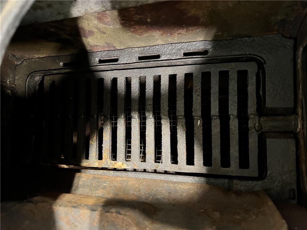 1862 MAGEE FURNACE CO. STANDARD NO. 8 COOK STOVE, SET-UP FOR COAL