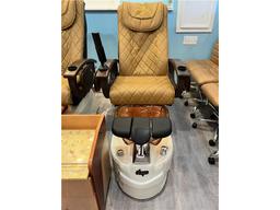 (2) GULFSTREAM AMPRO WHIRLPOOL PEDICURE SPA CHAIRS