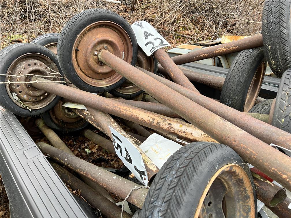 TRUCK BED & CONTENTS: (22) 64" SIGN POSTS