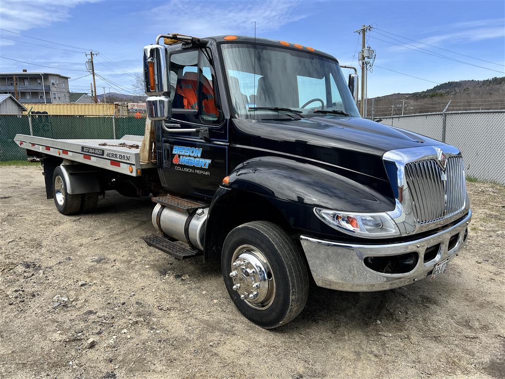 2003 INTERNATIONAL 4300 SERIES CAR CARRIER, 177,776 MILES, VIN: 3HTMMAAM43N565573