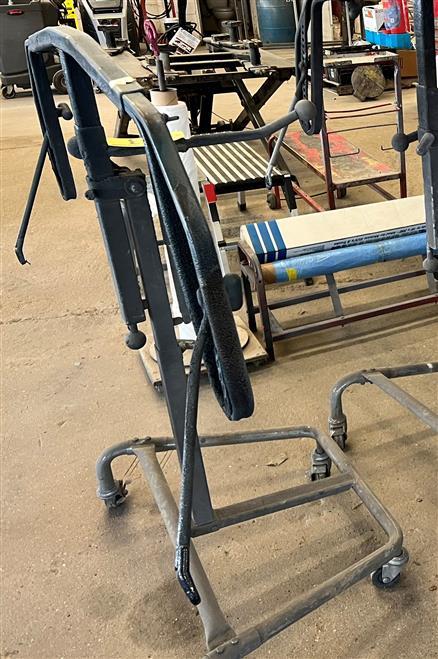 ADJUSTABLE BUMPER PAINT STAND