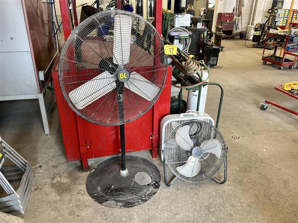 LOT: BE INDUSTRIAL 30" FLOOR FAN, 24" FLOOR FAN & BOX FAN