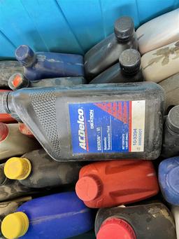 LOT OF ASSORTED MOTOR OIL & TRANSMISSION FLUID