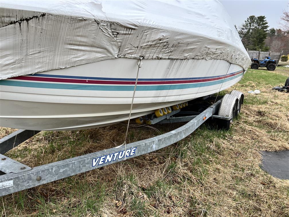 NOT STARTED - RARE 93 FORMULA 252 BOWRIDER FIBERGLASS BOAT, 454 GM ENGINE, BRAVO ONE OUTDRIVE