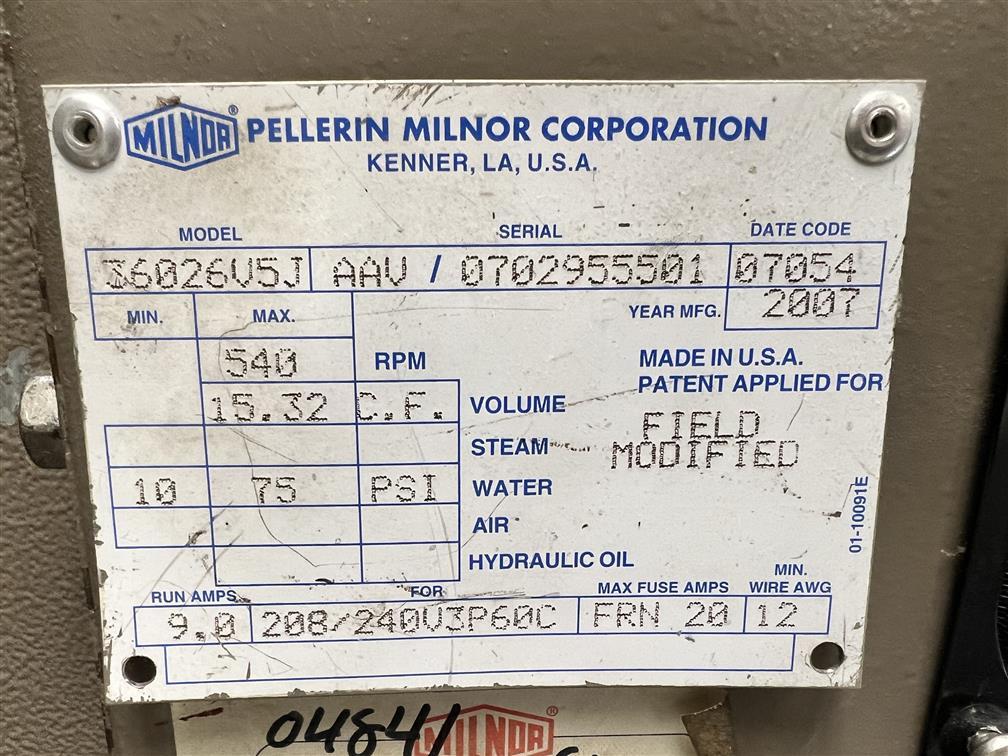 2007 MILNOR MODEL 36026V5J V-SERIES 100LB. COMMERCIAL WASHER-EXTRACTOR, S/N: 0702955501