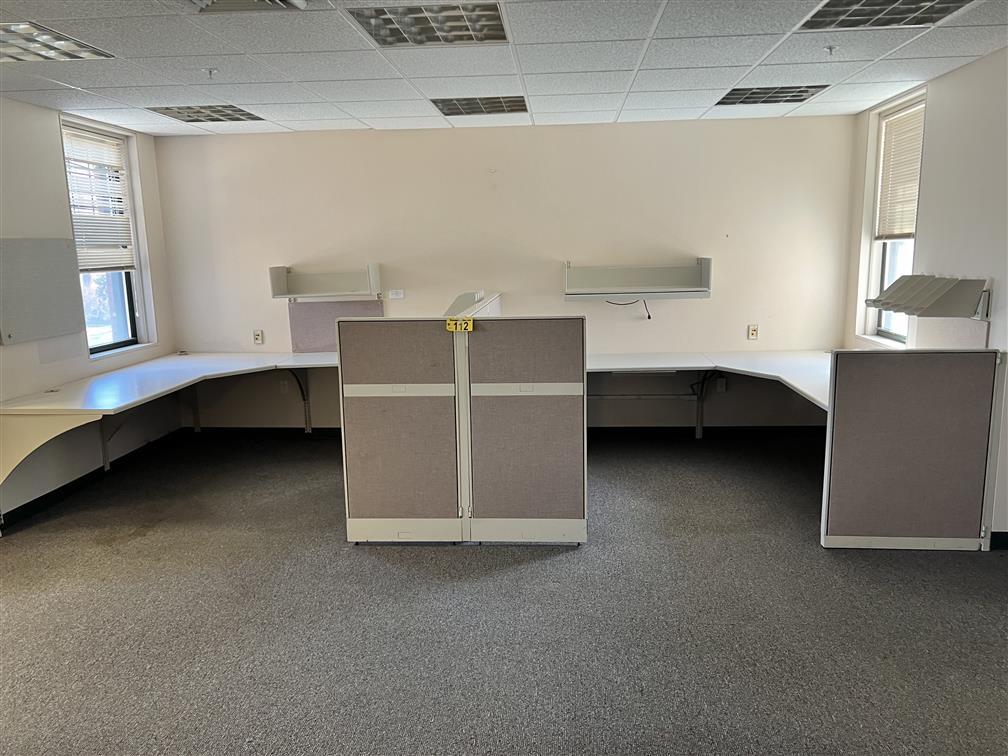 LOT: 5-ALLSTEEL MODULAR WORKSTATIONS, 2-7' X 8'8" X 7', 10' X 9'4", 6' X 9', 10' X 11'3" X 66'