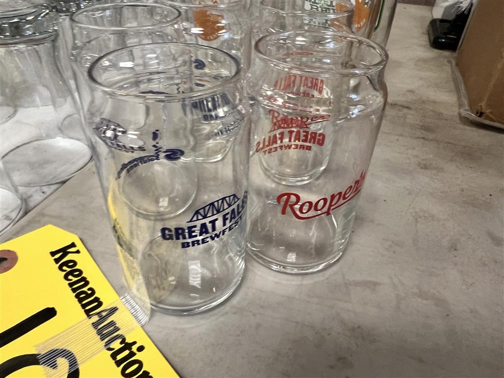 LOT OF ASSORTED GLASSWARE: