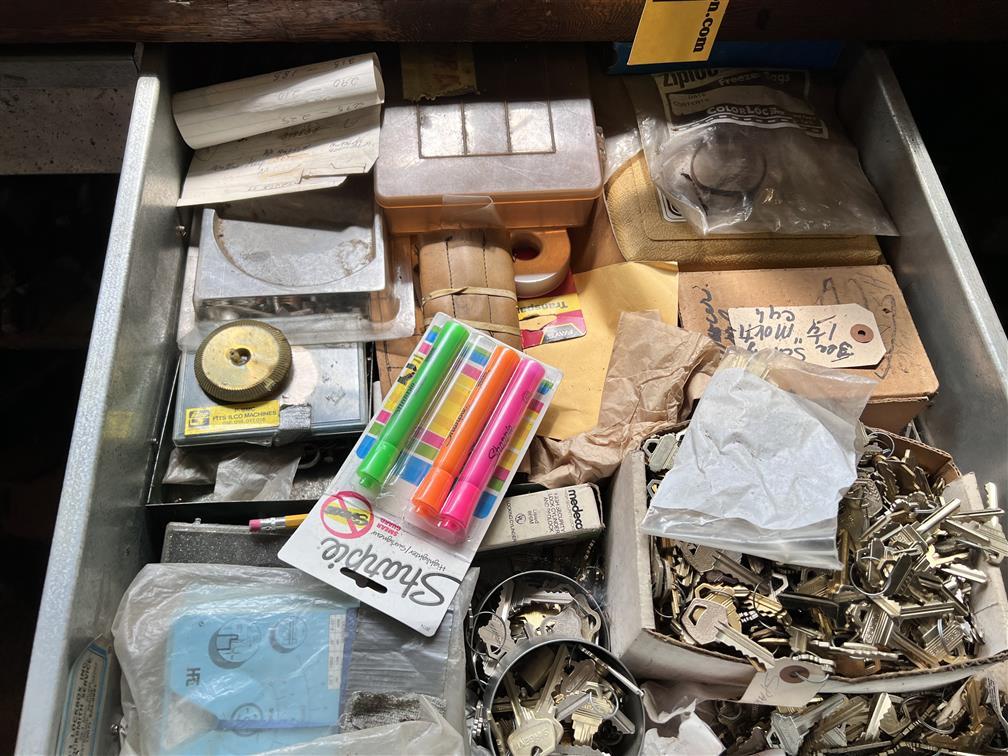 LOT OF 6-KEY MACHINES & CONTENTS ON AND UNDER BENCH, SKELTON KEY BOARD, CONTENTS ON SHELVING