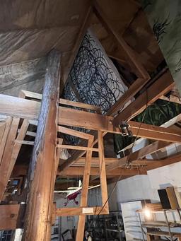 LOT OF ASSORTED PAINTINGS, FRAMING HARDWARE, BLANK CANVASES
