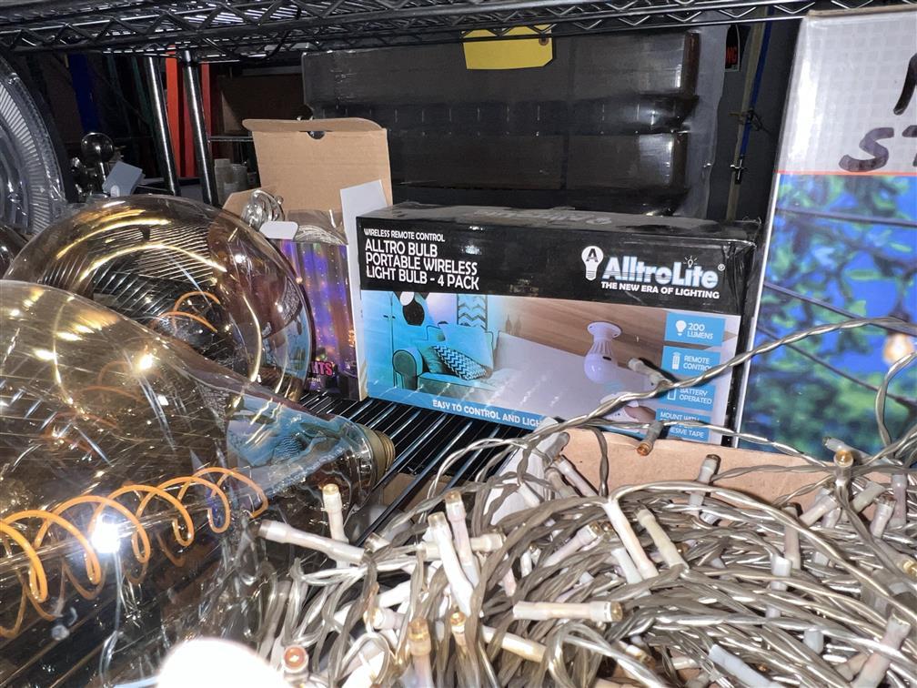 LOT OF ASSORTED LIGHT BULBS, EDISON BULBS, PATIO STRING LIGHTS