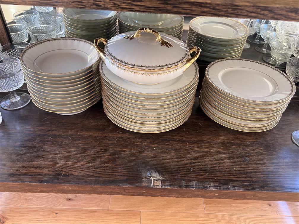 LOT: 81-PC ELITE WORKS GOLD RIM CHINA SET, LIMOGES FRANCE