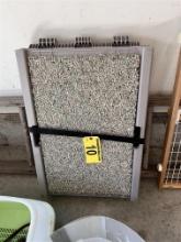 PORTABLE FOLDING PET RAMP