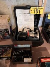 SEARS CRAFTSMAN DOUBLE INSULATED ROUTER W/ ROUTER BIT SET