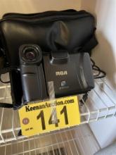 RCA PROVIEW CAMERA RECORDER W/ CHARGER & CASE