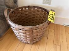 WOVEN HAMPER, 19" DIA.
