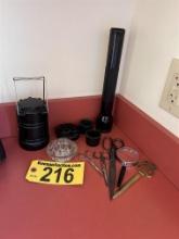 LOT OF ASSORTED COLLECTIBLES: