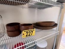LOT: 6-PC ASSORTED WOOD DISHWARE