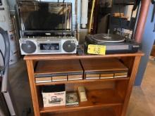 VINTAGE ELECTRONIC LOT: