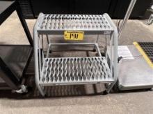 COTTERMAN 500LB. STEP STAND