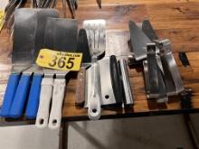 LOT: 13-ASSORTED KITCHEN UTENSILS, SPATULAS, PAN GRABS