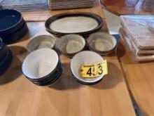 LOT: 14-PC ASSORTED SERVING PLATTERS & BOWLS, YELLOWSTONE & ROYAL NORFOLK
