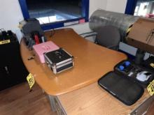 5' X 3' OFFICE DESK W/ 2-SIDE ARM CHAIRS