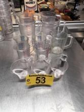 LOT: 12-ASSORTED SIZE PLASTIC MEASURING PITCHERS