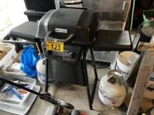 AMERICAN GOURMET PORTABLE LP GAS GRILL W/ 2-TANKS