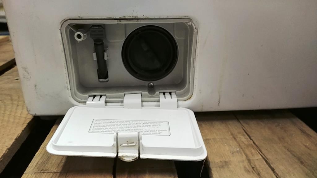 WHITE LG FRONT LOAD WASHER FOR PARTS OR REPAIR
