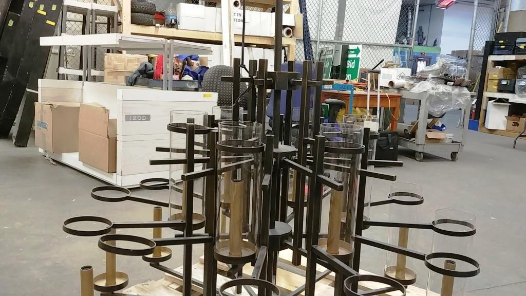 18 LIGHT 2 TIERED CHANDELIER / LIGHT FIXTURE