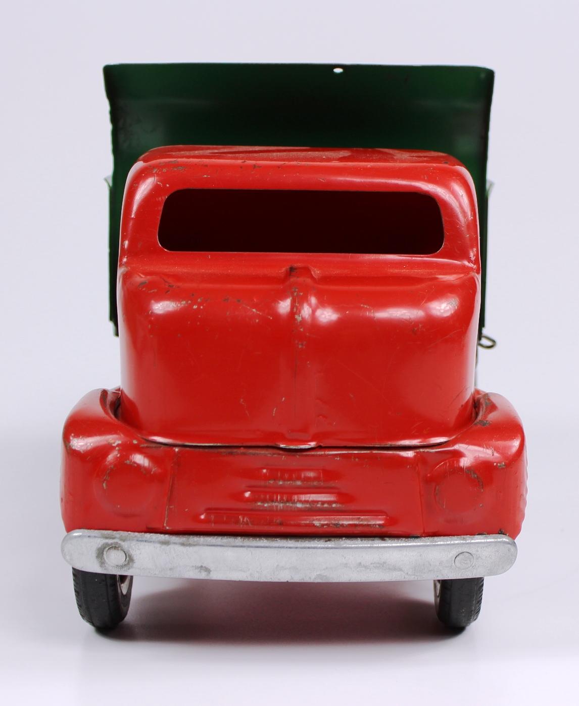 VINTAGE TONKA RED & GREEN PRESSED STEEL DUMP TRUCK